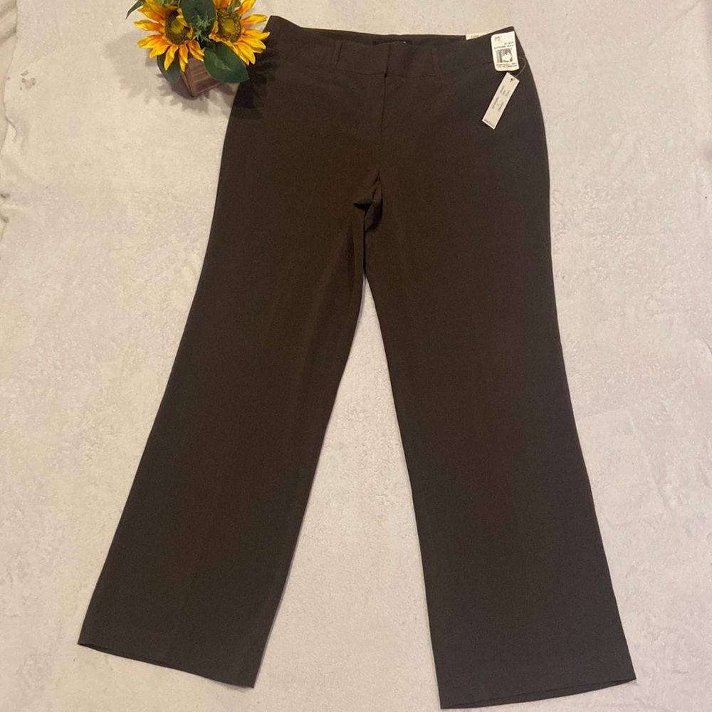 LARRY LEVINE NWT Size 12 SHORT Chocolate Dress Pants